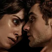 Together: por qué ver Juntos hasta la muerte, la película ideal para el finde XXL.