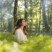 Girl moss: la nueva tendencia de bienestar que propone frenar, descansar y crecer a tu ritmo