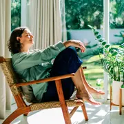 Slow living: qué significa vivir más despacio y por qué cada vez más mujeres lo eligen.