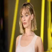 Soldiercore: la tendencia militar que conquistó a Margot Robbie en Londres