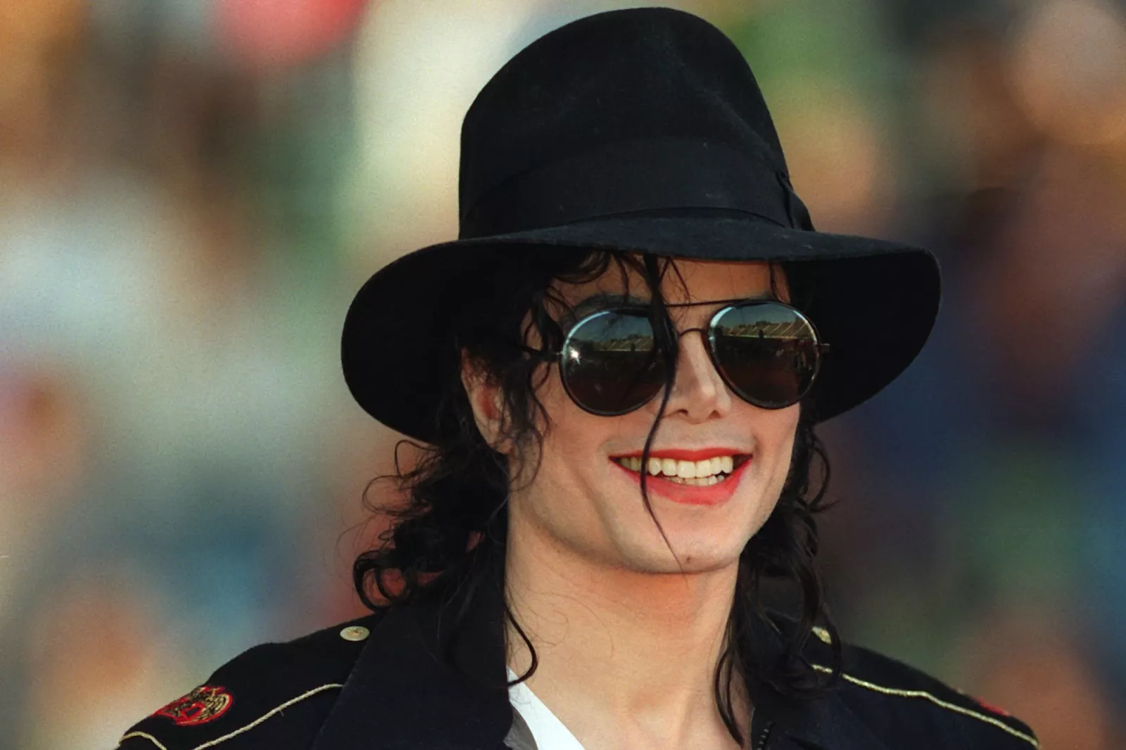 joyería Cilios apenas 5 prendas que Michael Jackson puso de moda - Ohlalá
