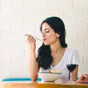 Las claves sobre la alimentación intuitiva. Foto: Mike Mayer/nsplash