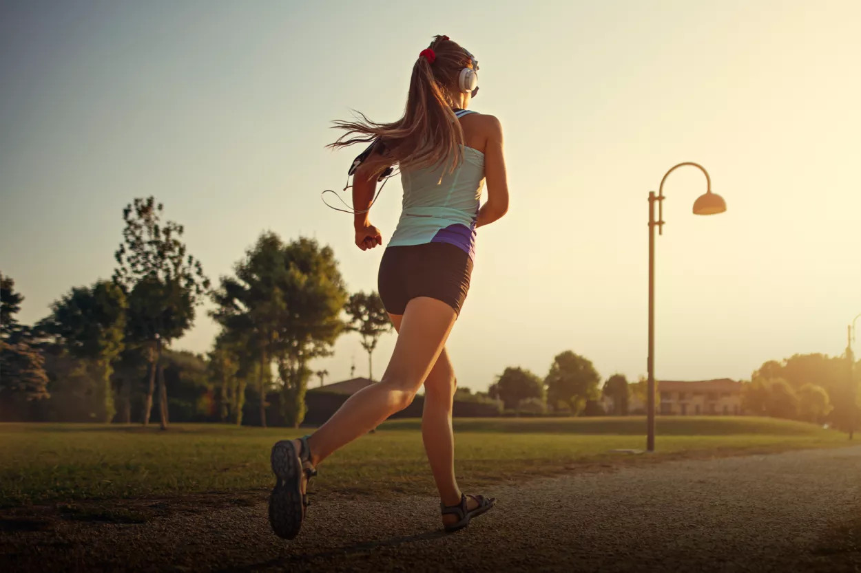 Running en primera persona: ¿cómo entrenarte para correr una carrera de 21  km? - Ohlalá