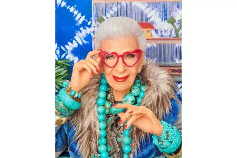 @iris.apfel @iris.apfel