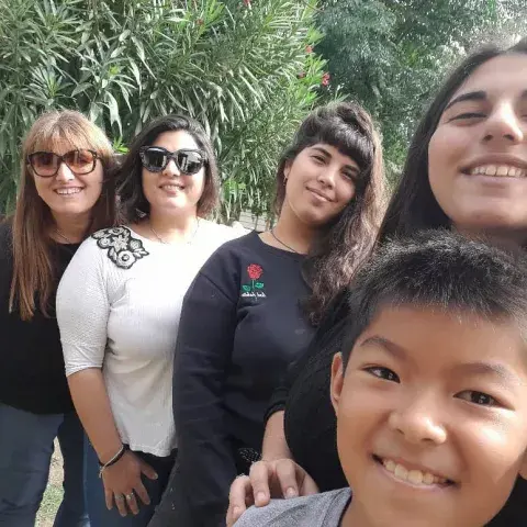Joaquín y su nueva familia Joaquín y su nueva familia