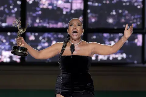 Sheryl Lee Ralph y la primera gran emoción de la noche. Sheryl Lee Ralph y la primera gran emoción de la noche.