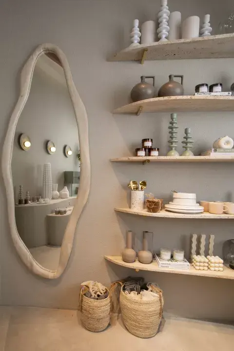 Formas orgánicas, fibras naturales y luz natural en el Shop de VK Home diseñado por Interiorness BA Formas orgánicas, fibras naturales y luz natural en el Shop de VK Home diseñado por Interiorness BA