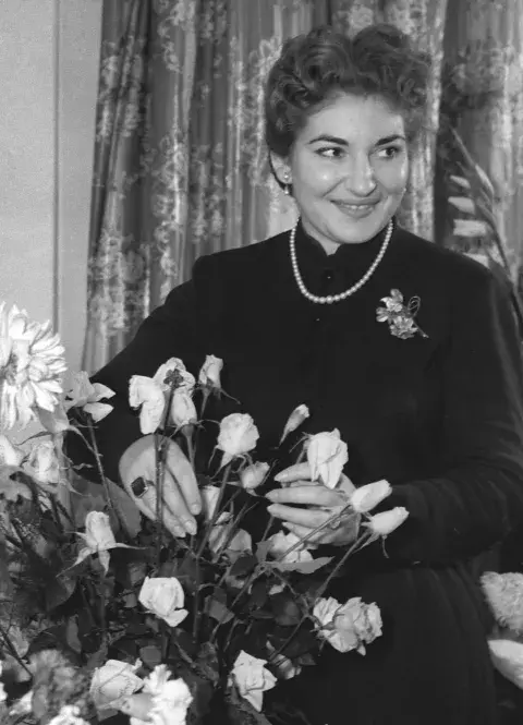 María Callas será interpretada por Angelina Jolie en María, su película biográfica. María Callas será interpretada por Angelina Jolie en María, su película biográfica.