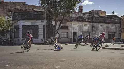 No todo son victorias, el ciclismo es también un deporte de riesgo No todo son victorias, el ciclismo es también un deporte de riesgo