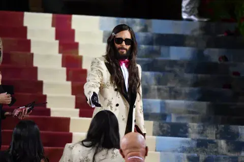 Alessandro Michele durante la MET Gala 2022. Alessandro Michele durante la MET Gala 2022.