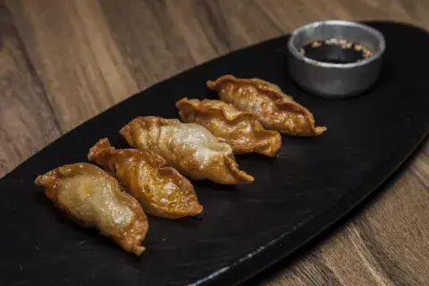 Empanaditas coreanas rellenas de kimchi Empanaditas coreanas rellenas de kimchi