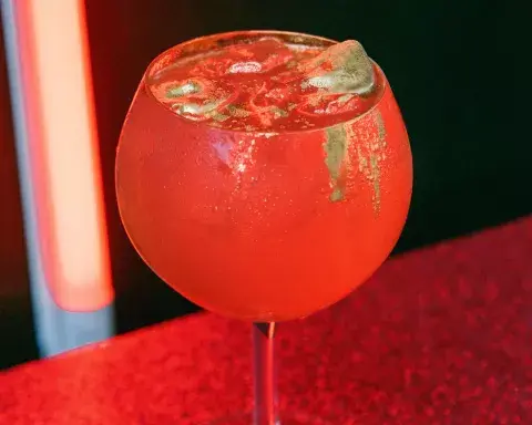 “I want to break free-sca”, el mocktail estrella de LADO V “I want to break free-sca”, el mocktail estrella de LADO V