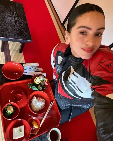 No hay motomami sin chaqueta de cuero No hay motomami sin chaqueta de cuero
