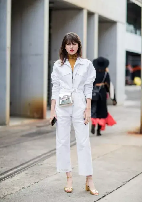 Total white con cartera mini