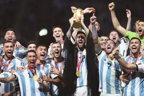 La Selección Argentina se coronó campeona del mundo. La Selección Argentina se coronó campeona del mundo.