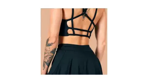 Tops con detalles en la espalda que amamos. Tops con detalles en la espalda que amamos.