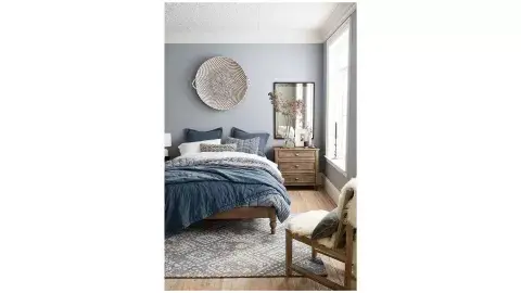 Para un dormitorio recomendamos tonos fríos que transmitan sensación de calma Para un dormitorio recomendamos tonos fríos que transmitan sensación de calma