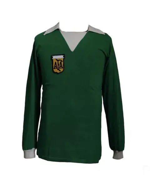 Camiseta del arquero Ubaldo Fillol (1981) Camiseta del arquero Ubaldo Fillol (1981)