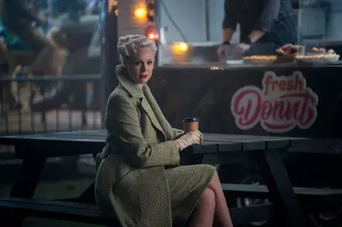 Gwendoline Christie. Gwendoline Christie.