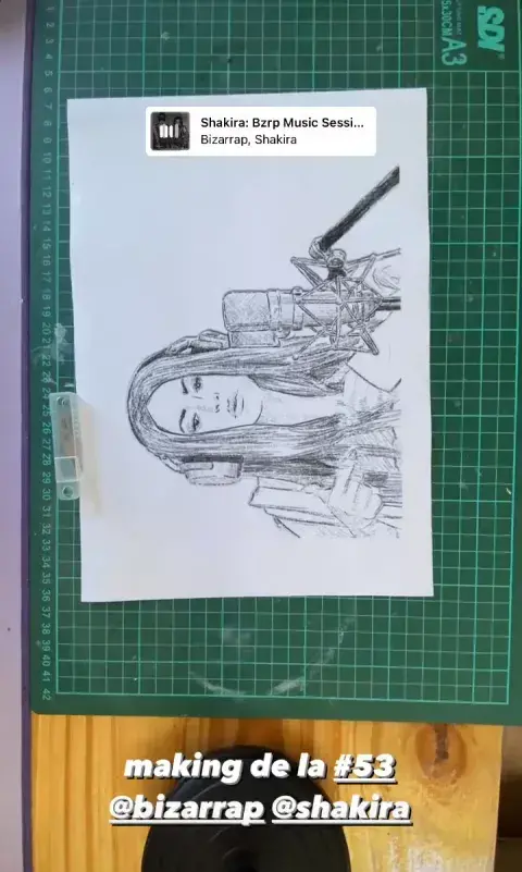 Julita mostró en sus historias de Instagram el proceso de creación del video: primero, enumeró los dibujos; luego los recortó y por último los pasó por un croma verde. Julita mostró en sus historias de Instagram el proceso de creación del video: primero, enumeró los dibujos; luego los recortó y por último los pasó por un croma verde.