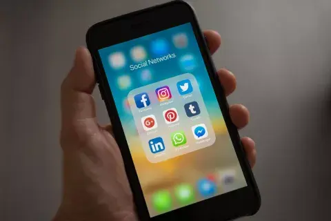Doxing en redes sociales: qué es y cómo evitar caer en la trampa Doxing en redes sociales: qué es y cómo evitar caer en la trampa