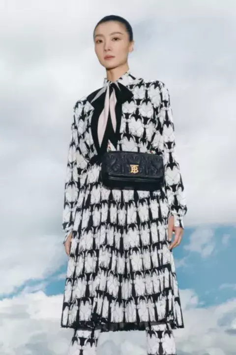 El año del conejo por Burberry El año del conejo por Burberry