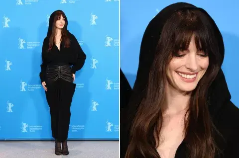 El segundo look de Anne Hathaway en Berlín. El segundo look de Anne Hathaway en Berlín.