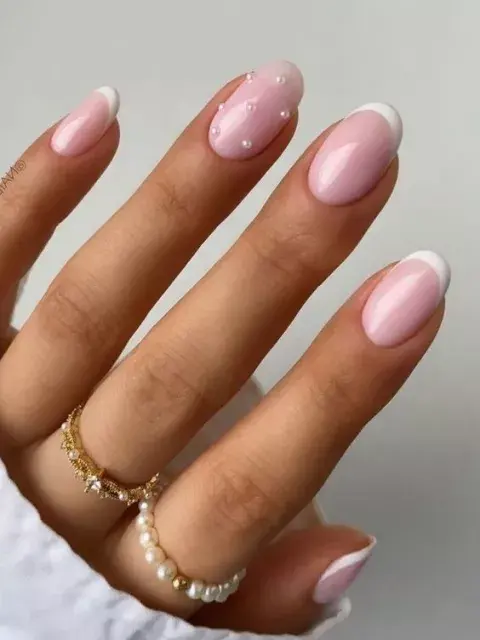 Si querés combinar francesitas con perlas. Si querés combinar francesitas con perlas.