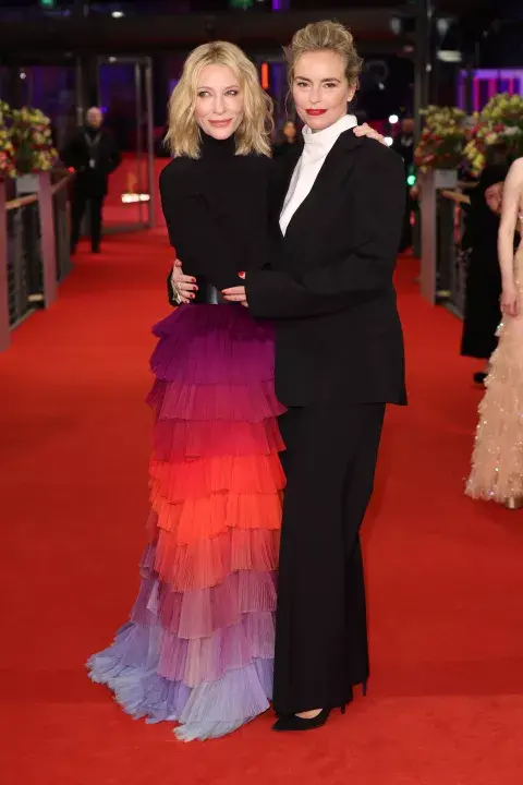 Cate Blanchett junto a Nina Hoss, protagonistas de la película Tar. Cate Blanchett junto a Nina Hoss, protagonistas de la película Tar.