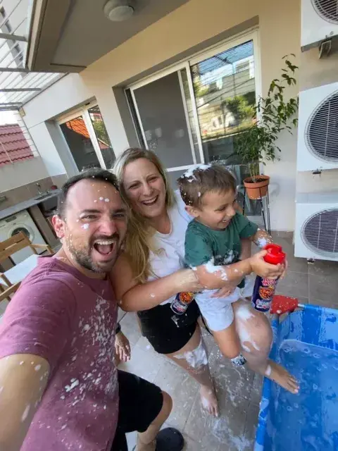 La vida en familia en nuestro nuevo barrio madrileño. La vida en familia en nuestro nuevo barrio madrileño.