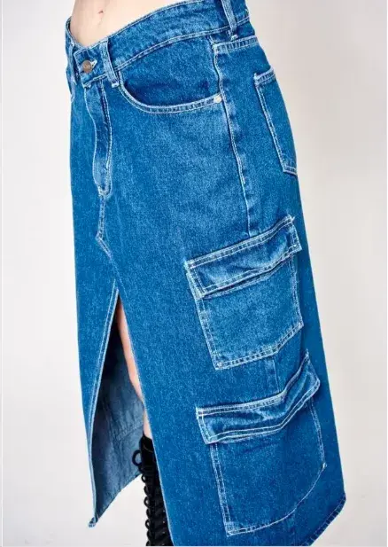 FALDA DE DENIM CARGO, 47 STREET $33.000