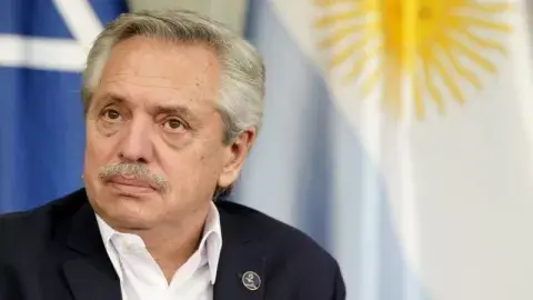 Se derogó el decreto de Alberto para asegurarse la custodia en el exterior. Se derogó el decreto de Alberto para asegurarse la custodia en el exterior.