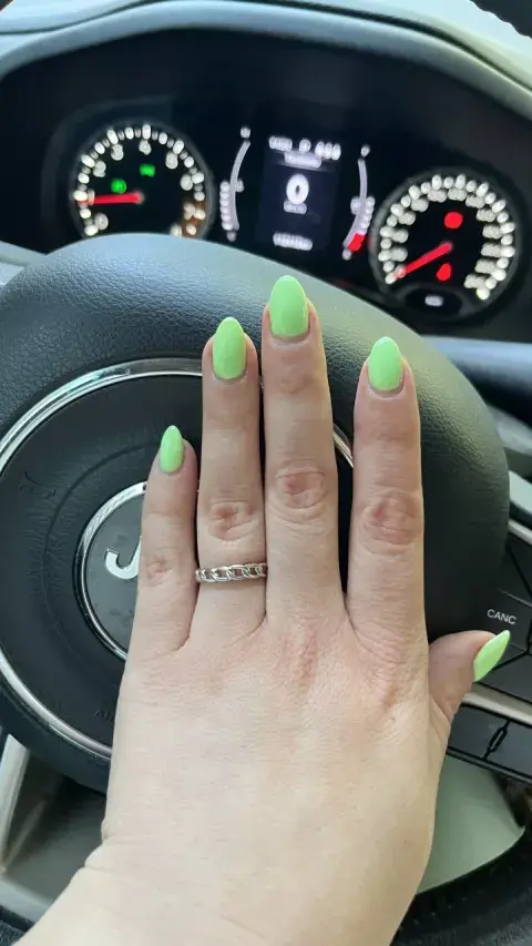 Karen nos cuenta: "Me saqué la alianza y me compré un anillo". Karen nos cuenta: "Me saqué la alianza y me compré un anillo".