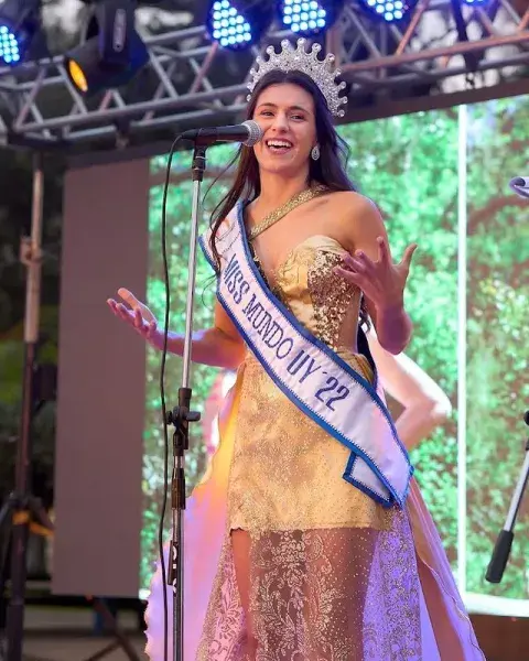 Tatiana Luna. Tatiana Luna.