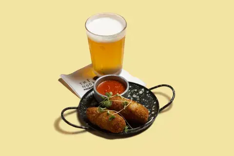 The nook y sus croquetas de jamón serrano. The nook y sus croquetas de jamón serrano.