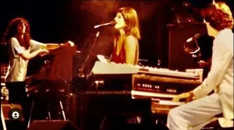 Fito y Fabiana se conocieron en 1984 cuando colaboraron en el disco Piano Bar, de Charly García Fito y Fabiana se conocieron en 1984 cuando colaboraron en el disco Piano Bar, de Charly García