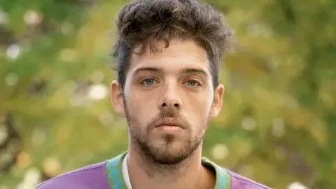 El influencer, Santi Maratea brindó detalles del motivo que lo llevó a tomar la decisión de regalar su ropa de lujo El influencer, Santi Maratea brindó detalles del motivo que lo llevó a tomar la decisión de regalar su ropa de lujo