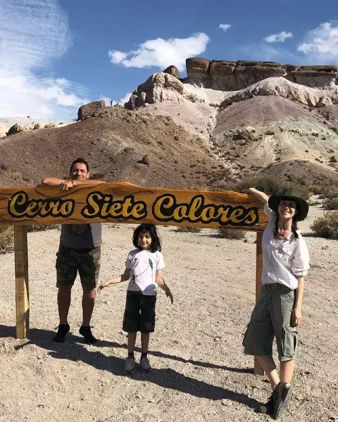Ricardo Mollo y Natalia Oreiro con su hijo, Atahualpa, de vacaciones por Argentina. Ricardo Mollo y Natalia Oreiro con su hijo, Atahualpa, de vacaciones por Argentina.