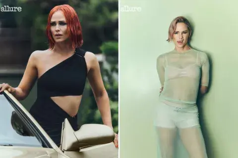 En un tono más claro que su pelo natural y en rojo, Jennifer Garner la rompió con estas dos versiones de bob. En un tono más claro que su pelo natural y en rojo, Jennifer Garner la rompió con estas dos versiones de bob.