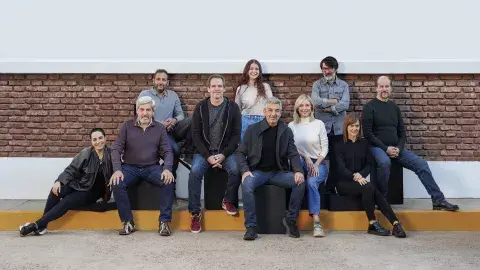 El elenco oficial de El Eternatura de Netflix.