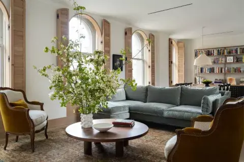 Amanda Seyfried muestra su departamento ubicado en un edificio histórico, de 1907, en Nueva York. Amanda Seyfried muestra su departamento ubicado en un edificio histórico, de 1907, en Nueva York.