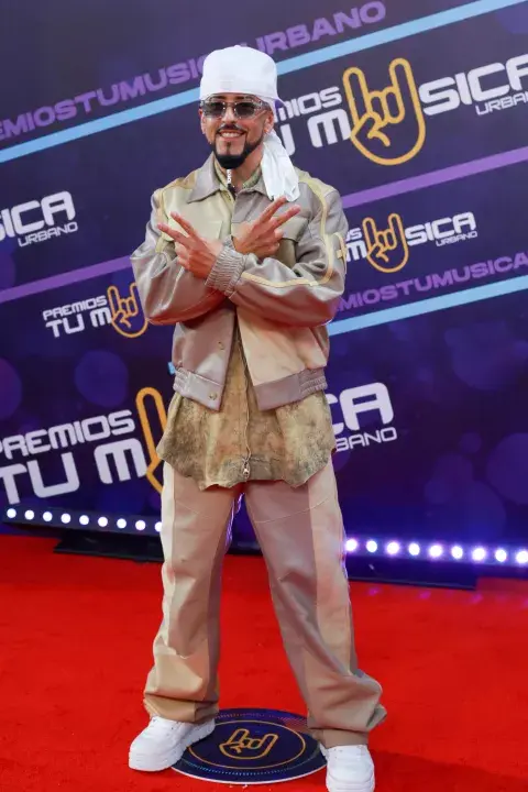 Uno de los favoritos de la noche, Yandel, en los Premios Tu Música Urbano 2023. Uno de los favoritos de la noche, Yandel, en los Premios Tu Música Urbano 2023.