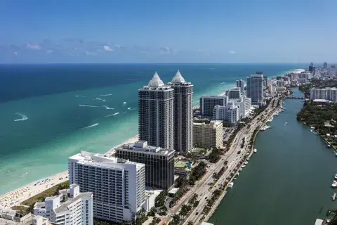 Aerolíneas Argentinas volará a Miami y Nueva York desde Aeroparque. Aerolíneas Argentinas volará a Miami y Nueva York desde Aeroparque.