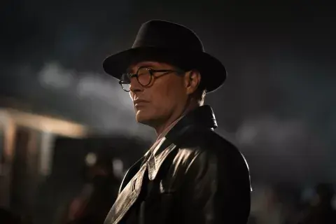 Mads Mikkelsen suma otro gran villano a su repertorio. Mads Mikkelsen suma otro gran villano a su repertorio.