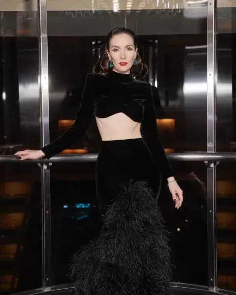 El look total black de Natalia Oreiro. El look total black de Natalia Oreiro.