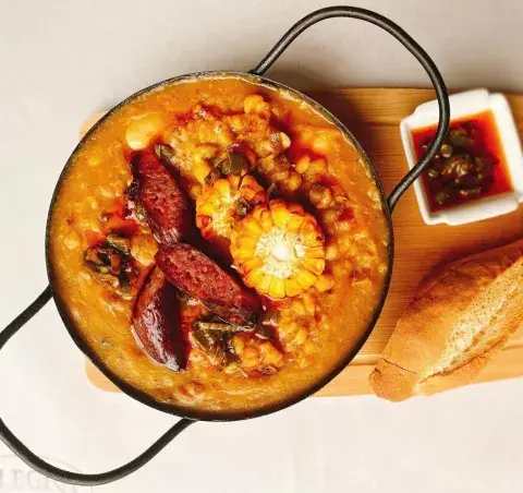 Locro "bien pulsudo" en Allegra Locro "bien pulsudo" en Allegra