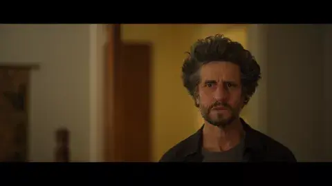 Diego Peretti es el Griego, el personaje en el centro de la historia.