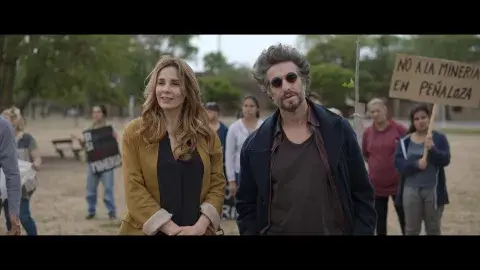 Camila y el Griego comparten un pasado.