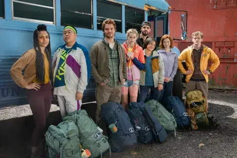 La mejor cura para el desamor es ir de campamento con extraños. La mejor cura para el desamor es ir de campamento con extraños.