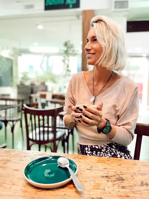 Piqui Méndez consume este tipo de café con hongos y cuenta su experiencia. Piqui Méndez consume este tipo de café con hongos y cuenta su experiencia.